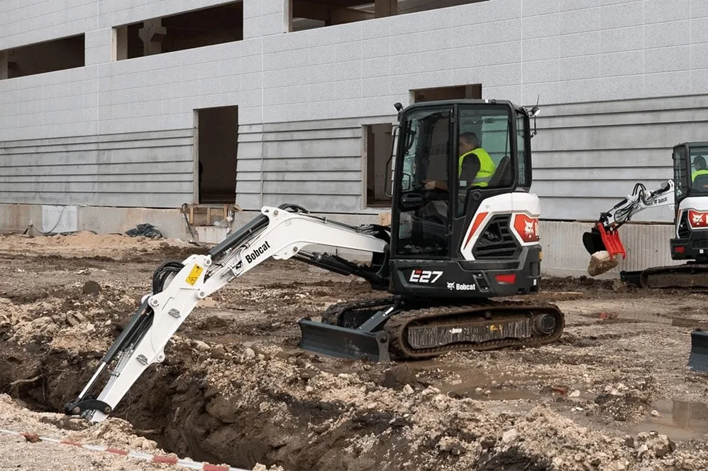 Bobcat E27