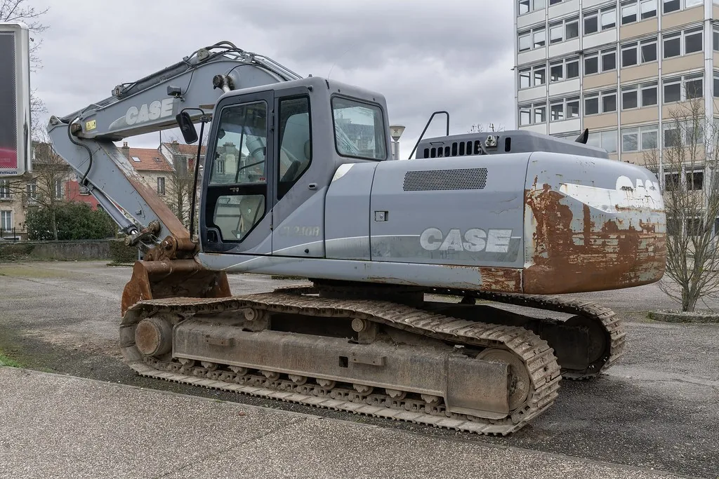 Case CX240B