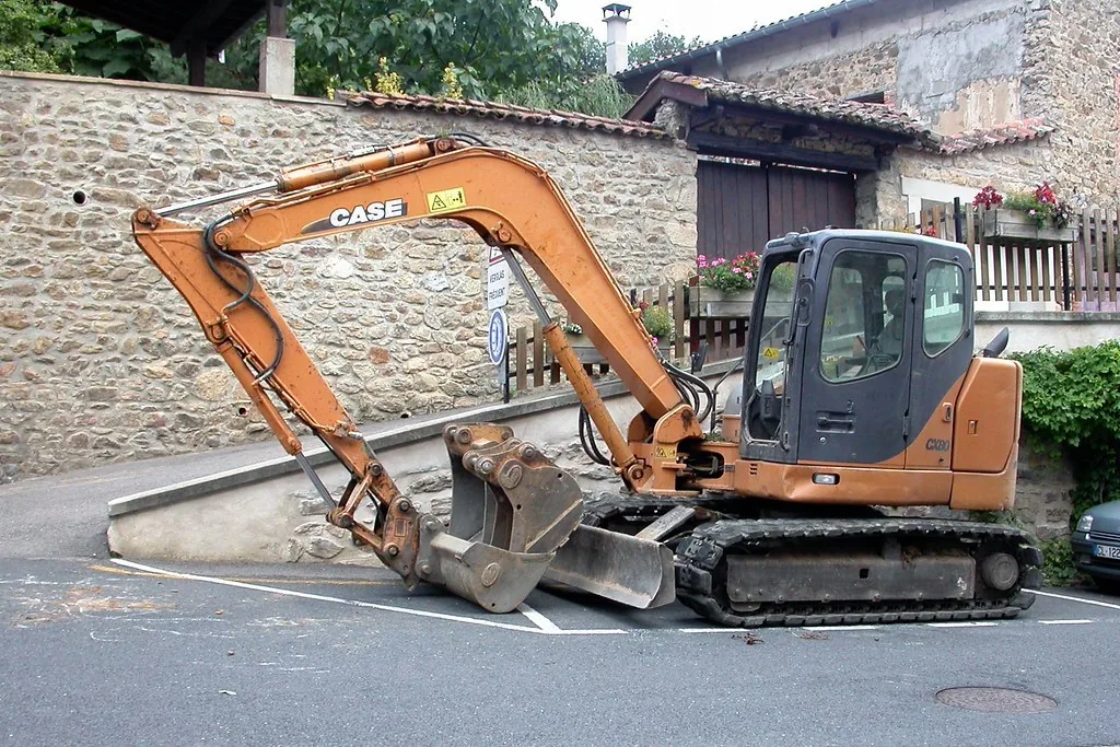 Case CX80