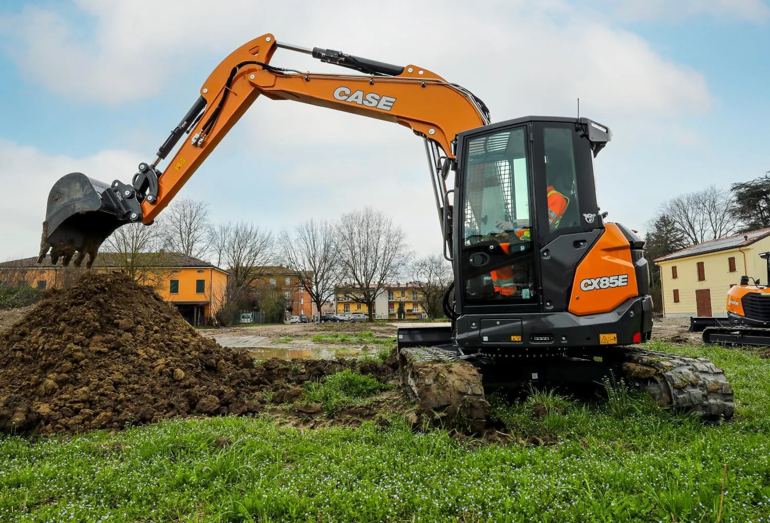 Case CX85E