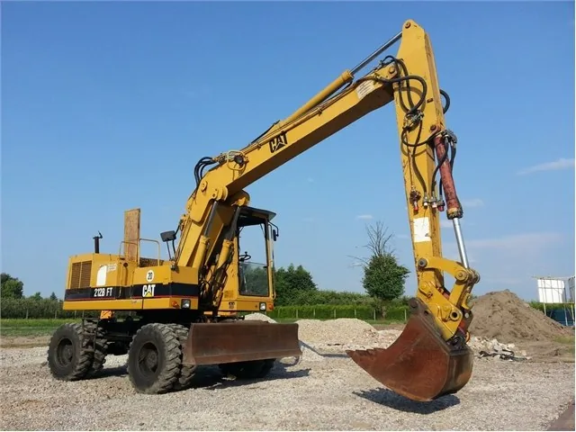 Caterpillar 212B-FT