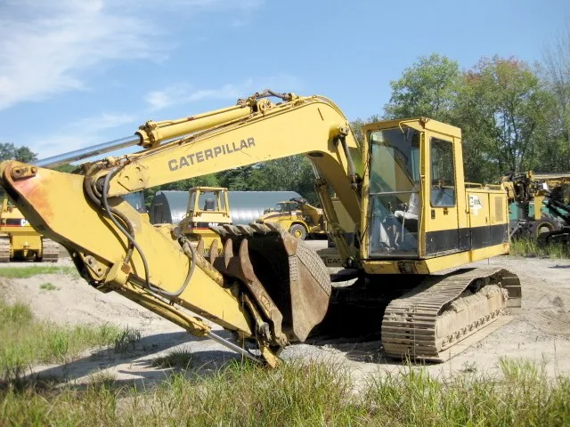 Caterpillar 215B