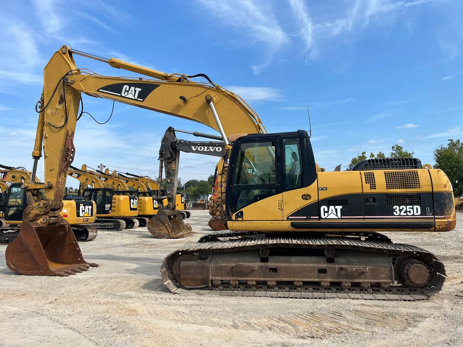 Caterpillar 325DL
