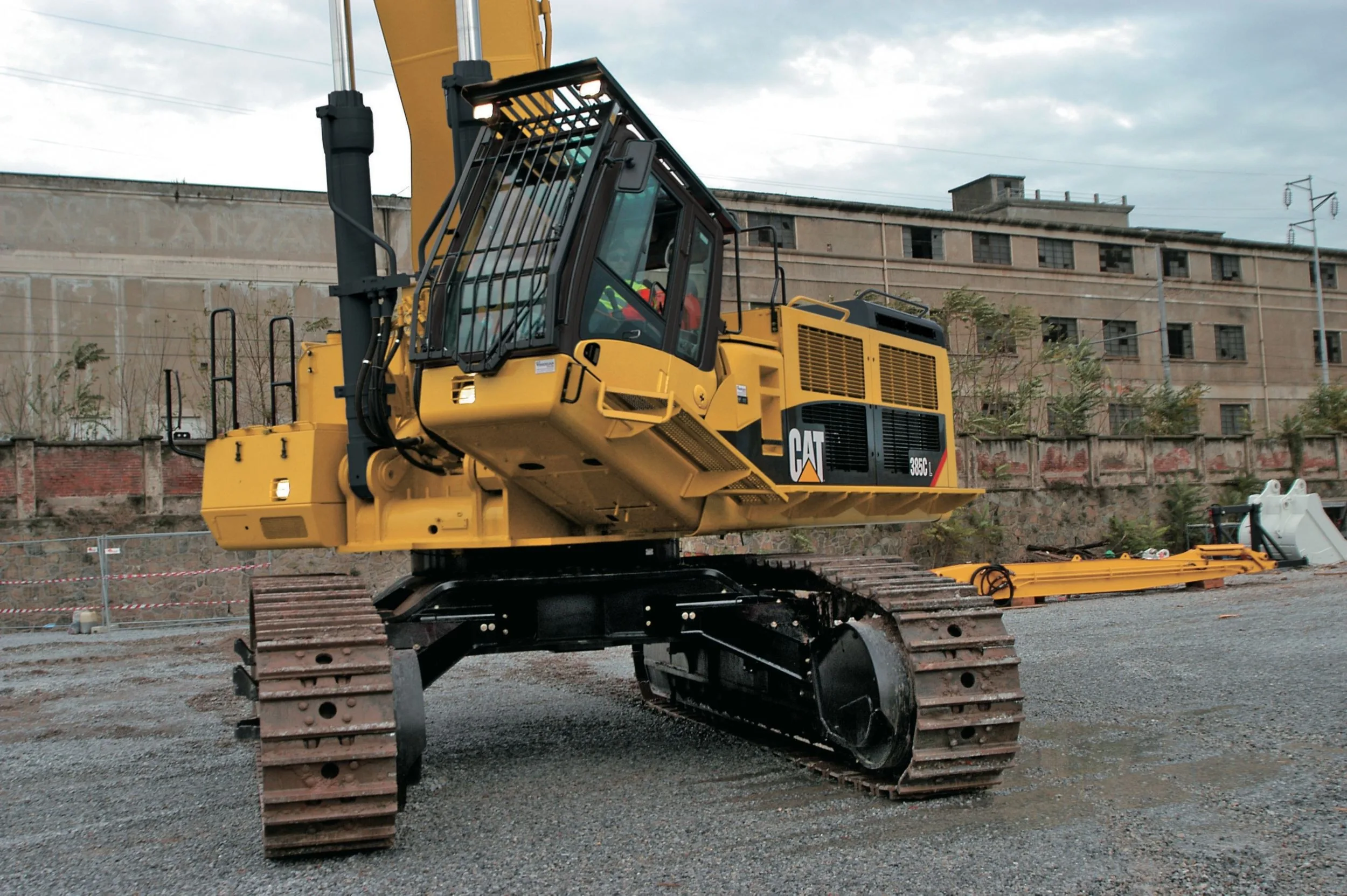 Caterpillar 385CUHD