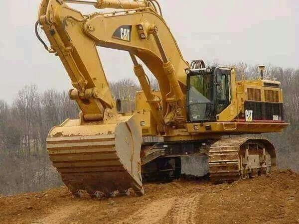 Caterpillar 943