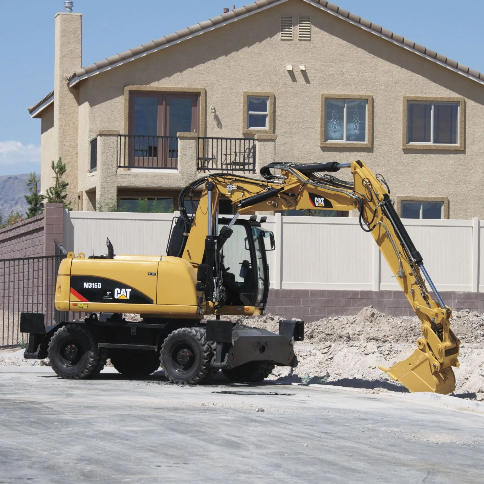 Caterpillar M316D