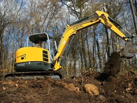 Gehl 503Z Hydraulic Excavator Jobsite Operation