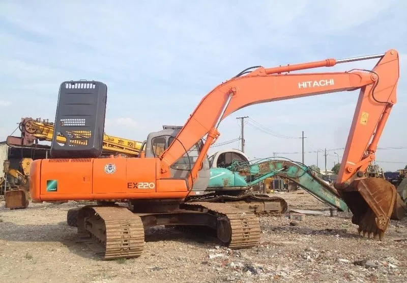 Hitachi EX2205