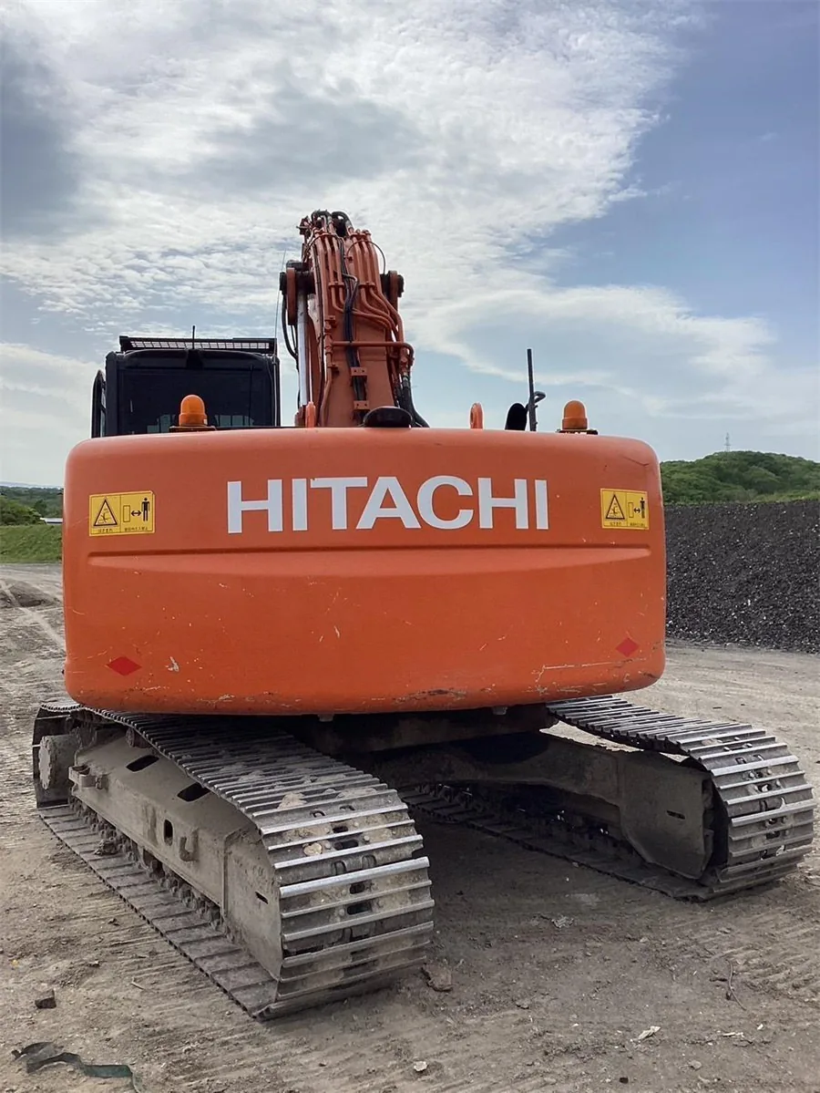 Hitachi EX225USR