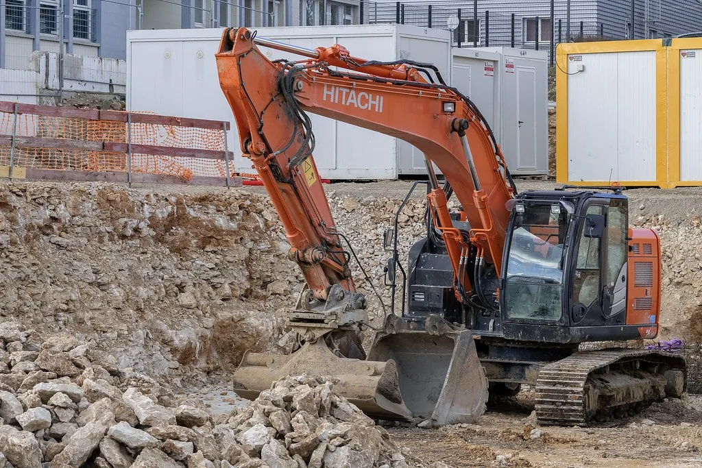 Hitachi ZX225USLC