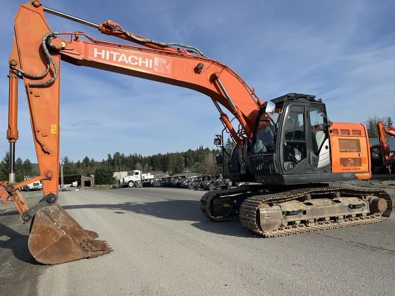 Hitachi ZX225USRK-6