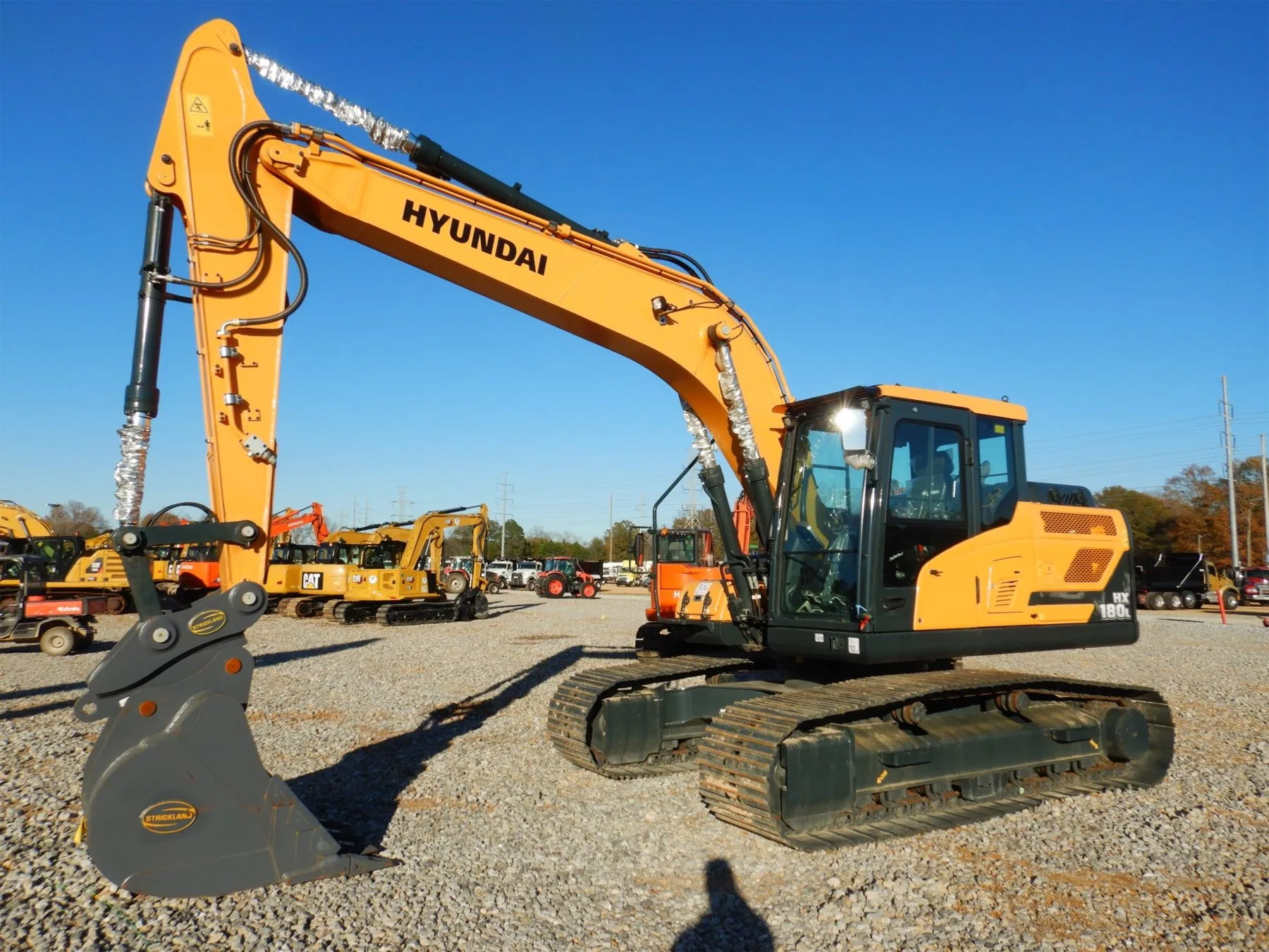 Hyundai HX180L