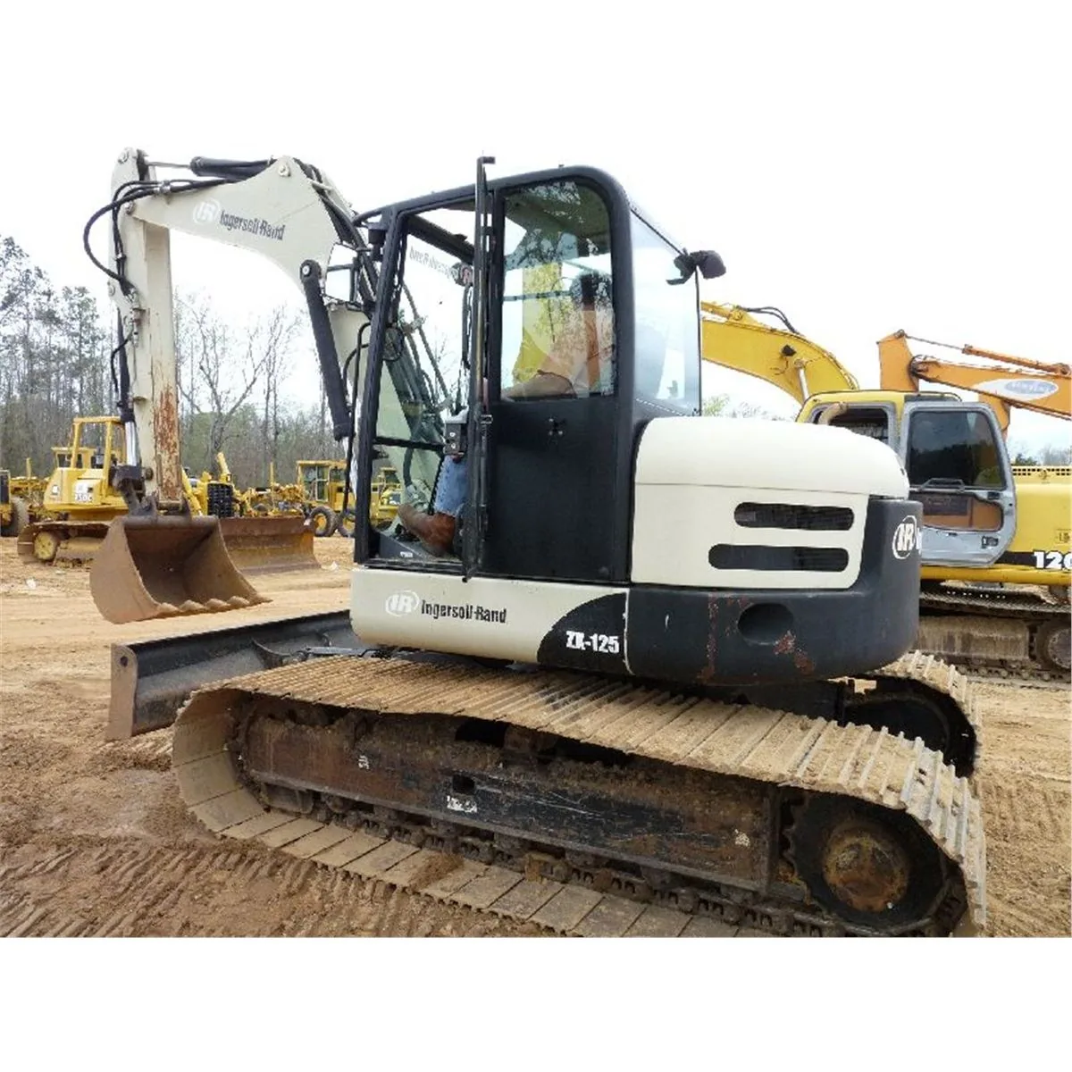 Ingersoll RANDZX125 Hydraulic Excavator Jobsite Operation