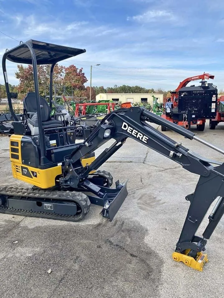John Deere 17P-TIER