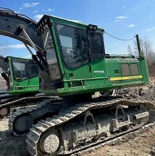 John Deere 2154DLIVEFIXEDHEEL