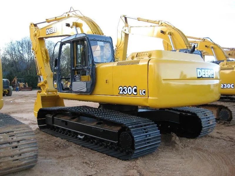 John Deere 230CLC
