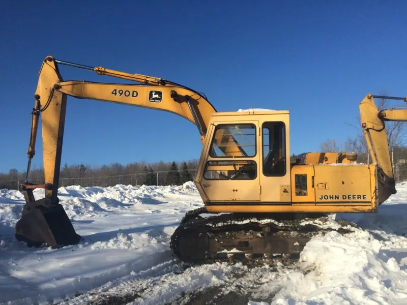 John Deere 490D