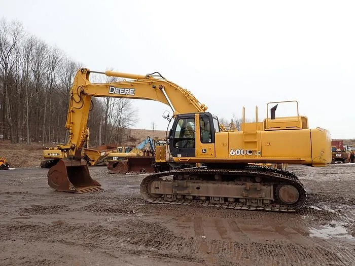 John Deere 600CLC