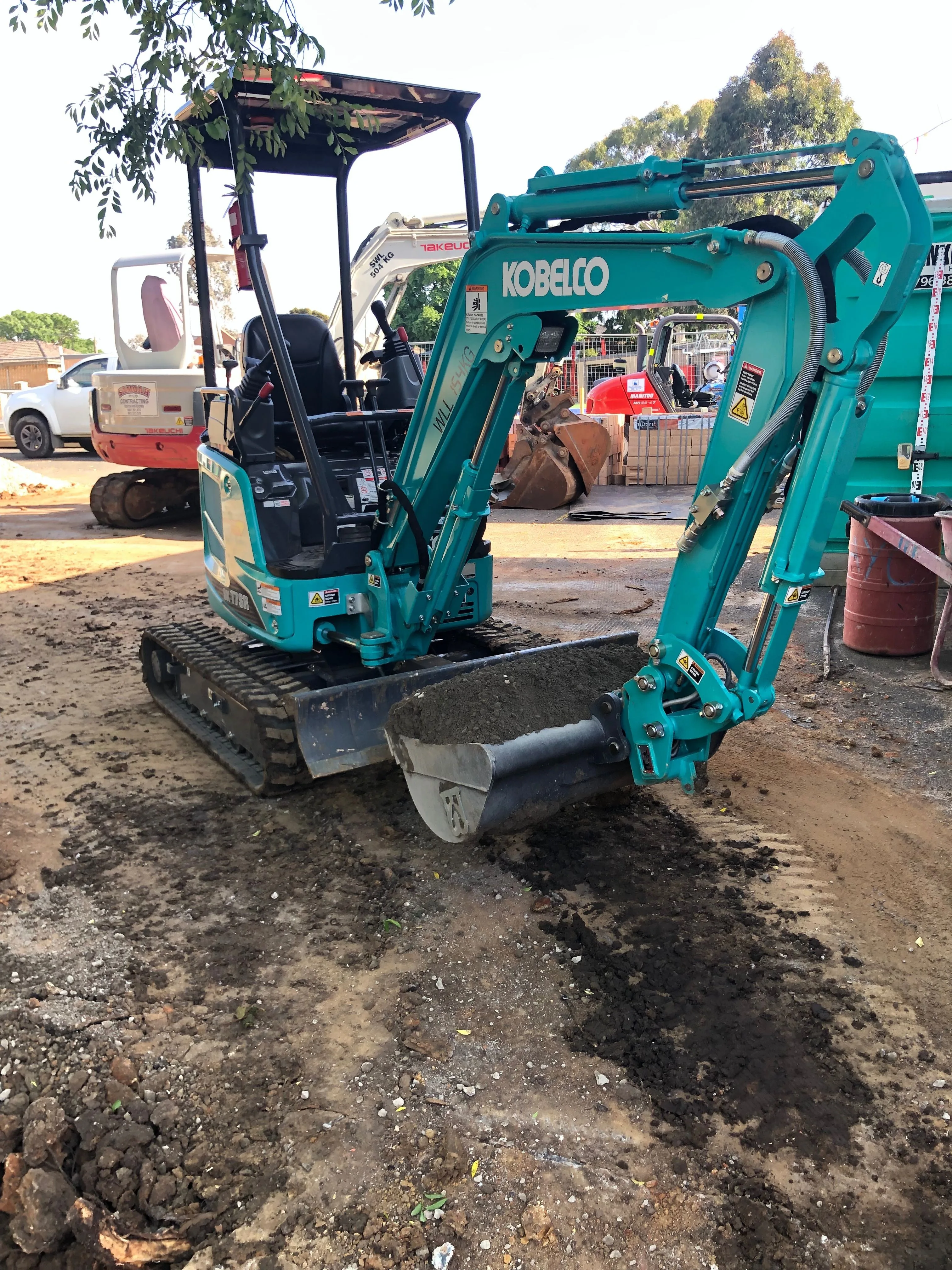 Kobelco 17SRACERA