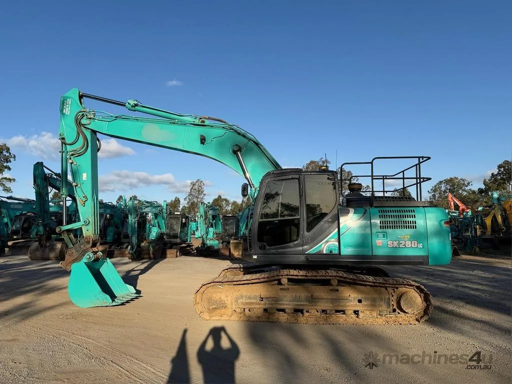 Kobelco SK260LC10