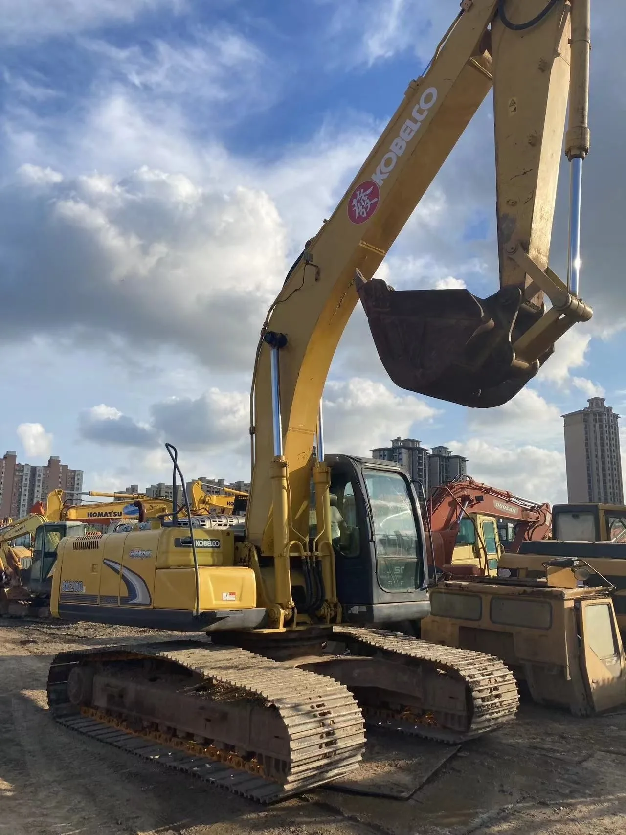 Kobelco SK260LC8