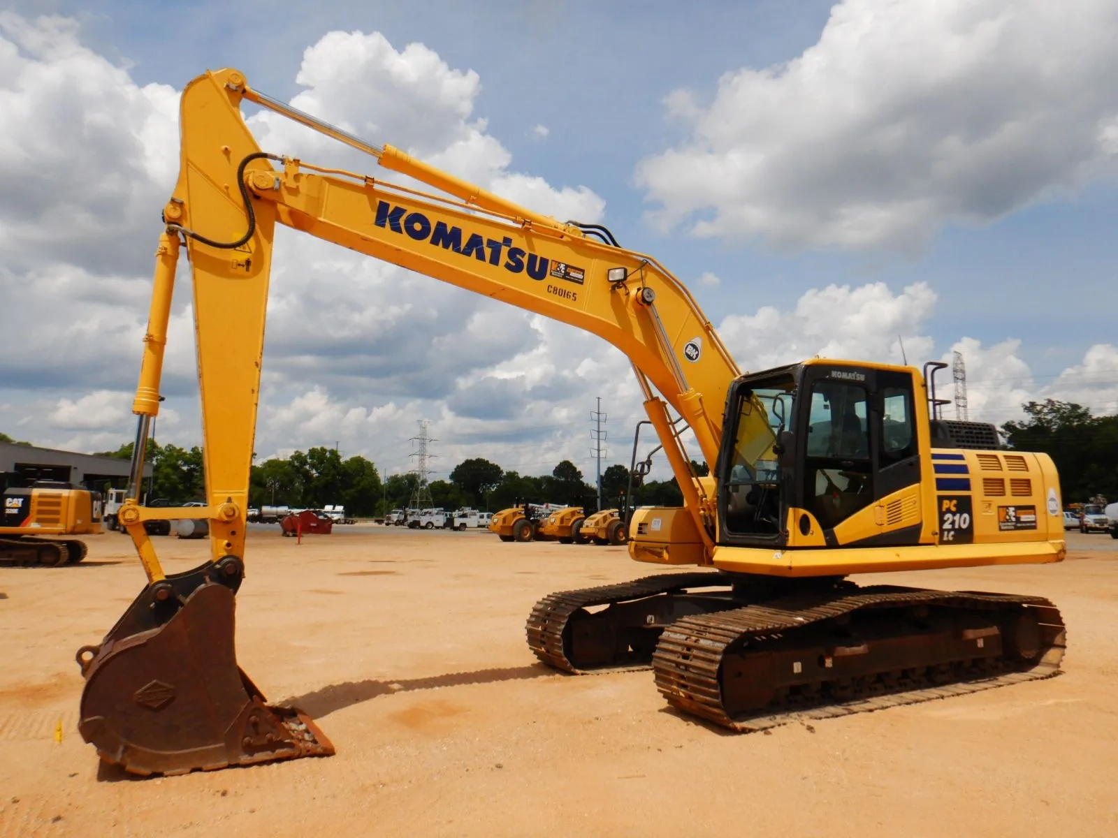 Komatsu PC210LC11