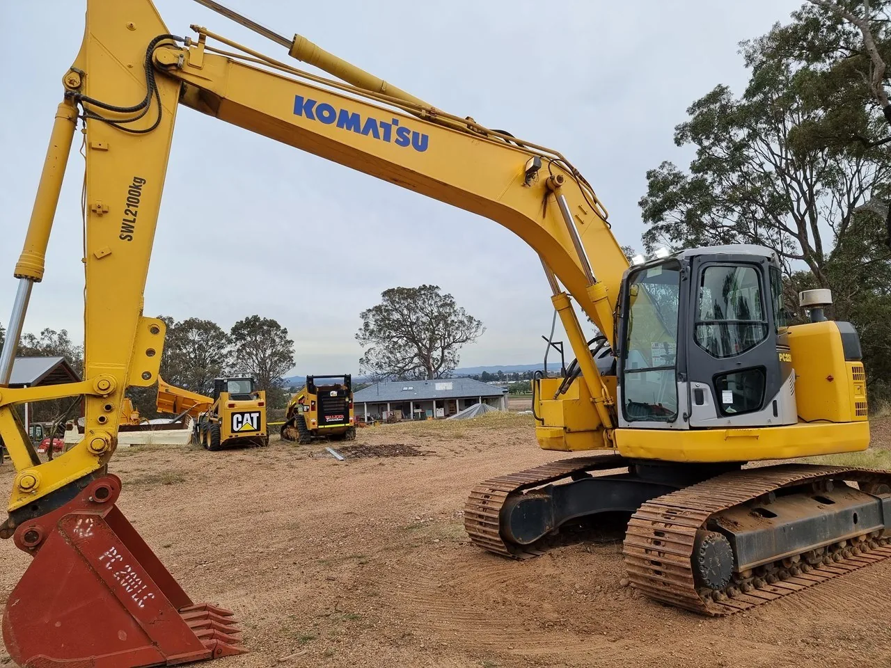 Komatsu PC228US3