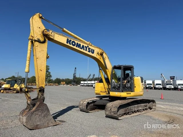 Komatsu PC228USLC3