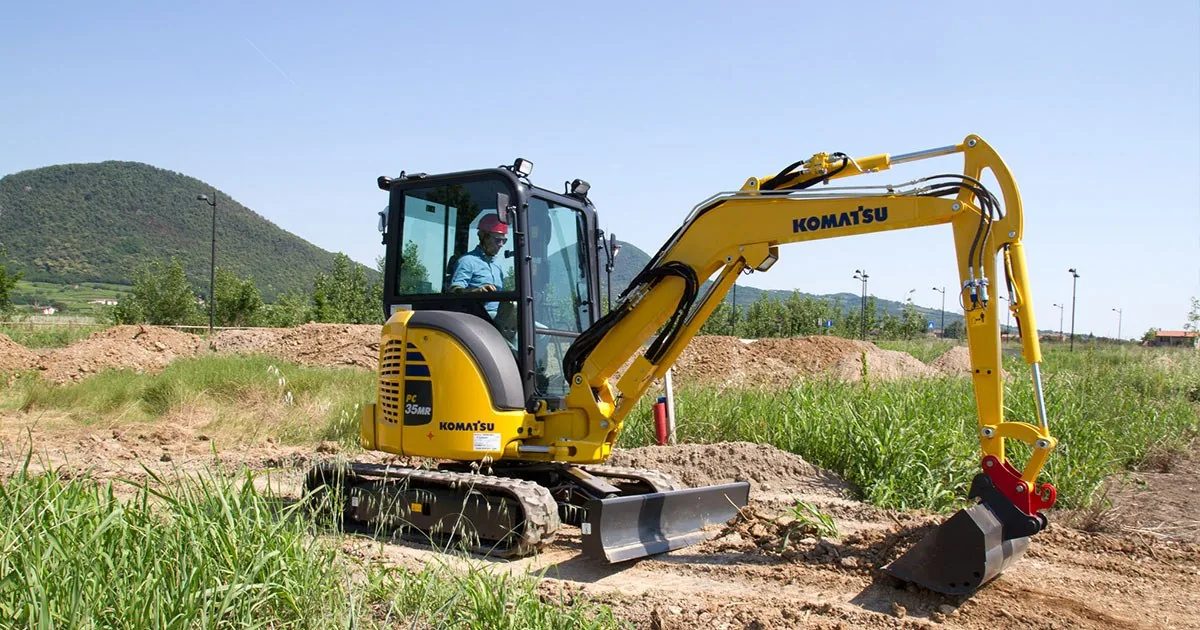 Komatsu PC35MR-5
