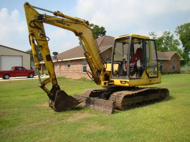 Komatsu PC951