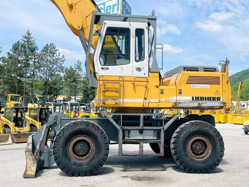 Liebherr A944BHD