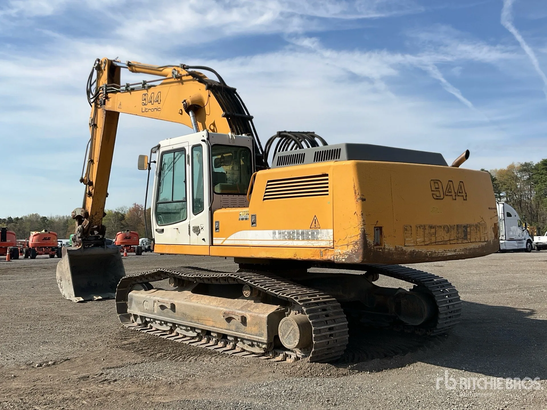 Liebherr R944B