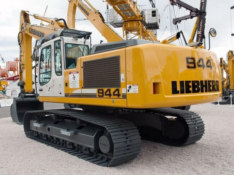 Liebherr R944C