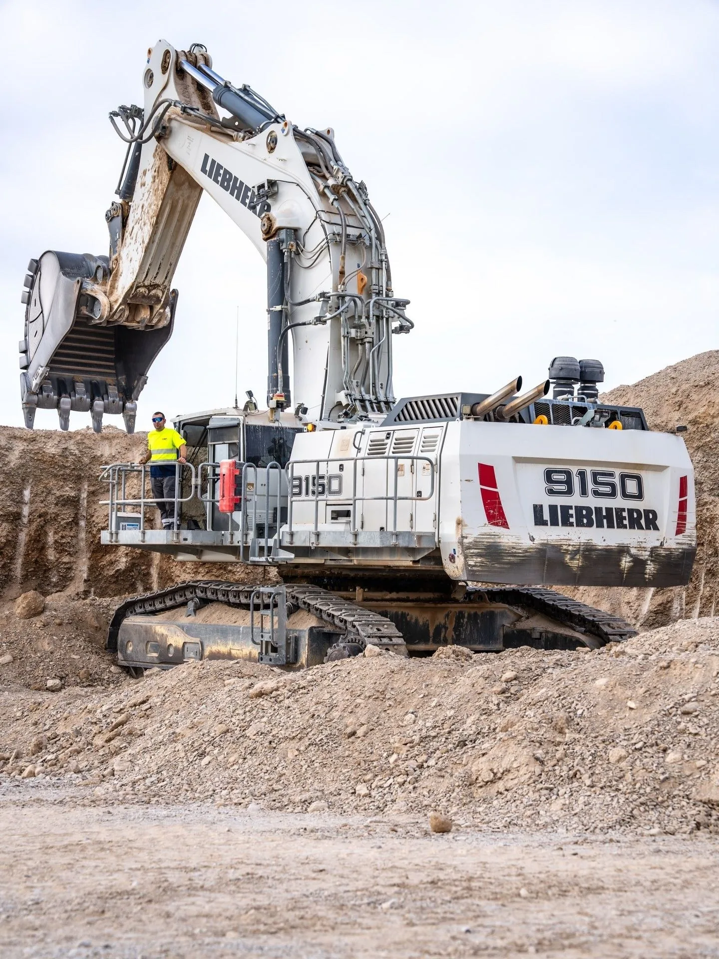 Liebherr R995