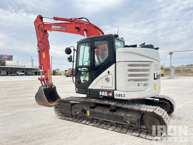 Link-Belt 145X4LC Hydraulic Excavator Jobsite Operation