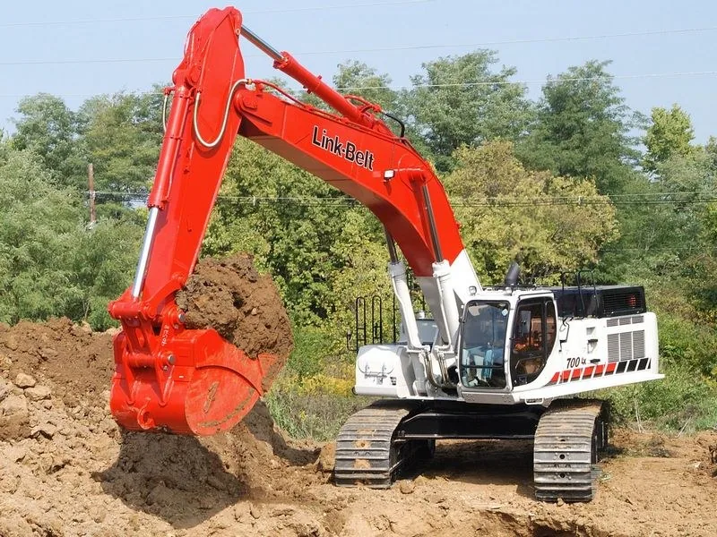 Link-Belt BELT700LX Hydraulic Excavator Jobsite Operation