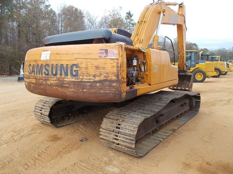 Samsung SE240LC3LONGREACH Hydraulic Excavator Jobsite Operation