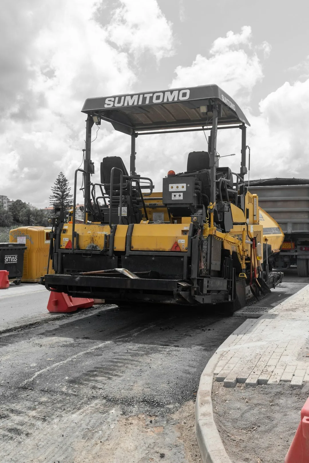 Sumitomo SH1203