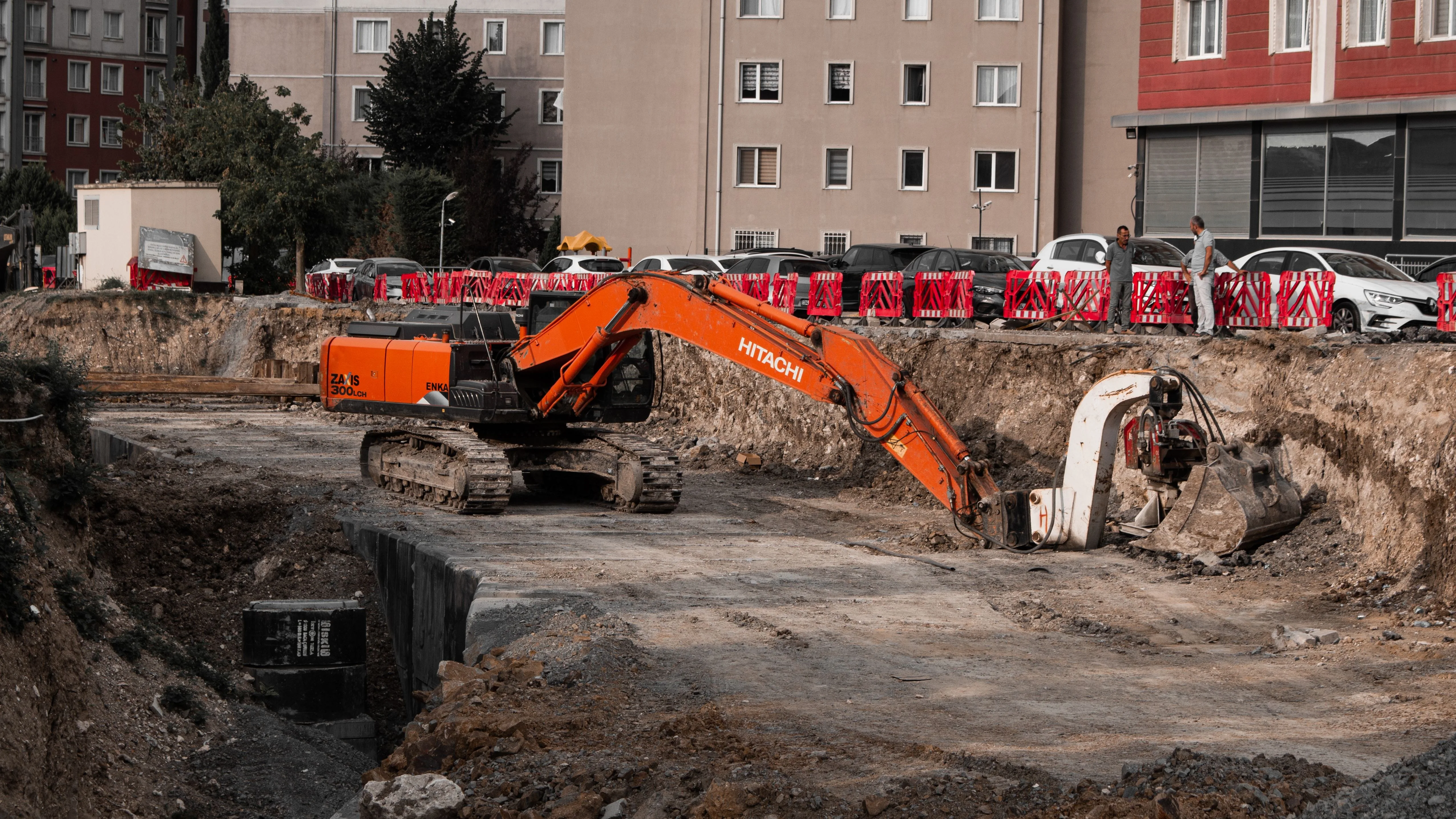 Tata Hitachi HITACHIZAXIS470LCH Hydraulic Excavator Jobsite Operation