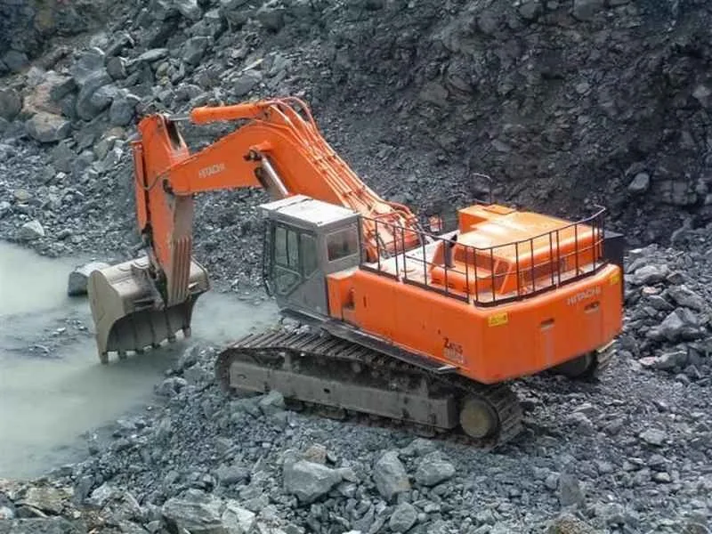 Tata Hitachi HITACHIZAXIS850LC Hydraulic Excavator Jobsite Operation