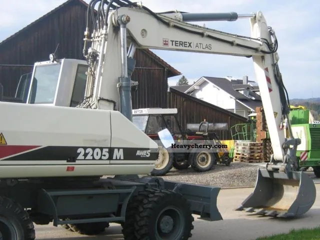 Terex 2205M Hydraulic Excavator Jobsite Operation