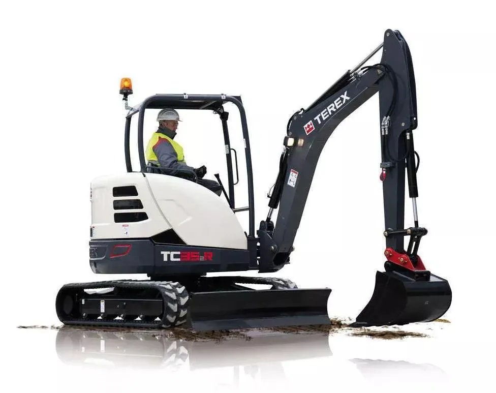 Terex HR32 Hydraulic Excavator Jobsite Operation