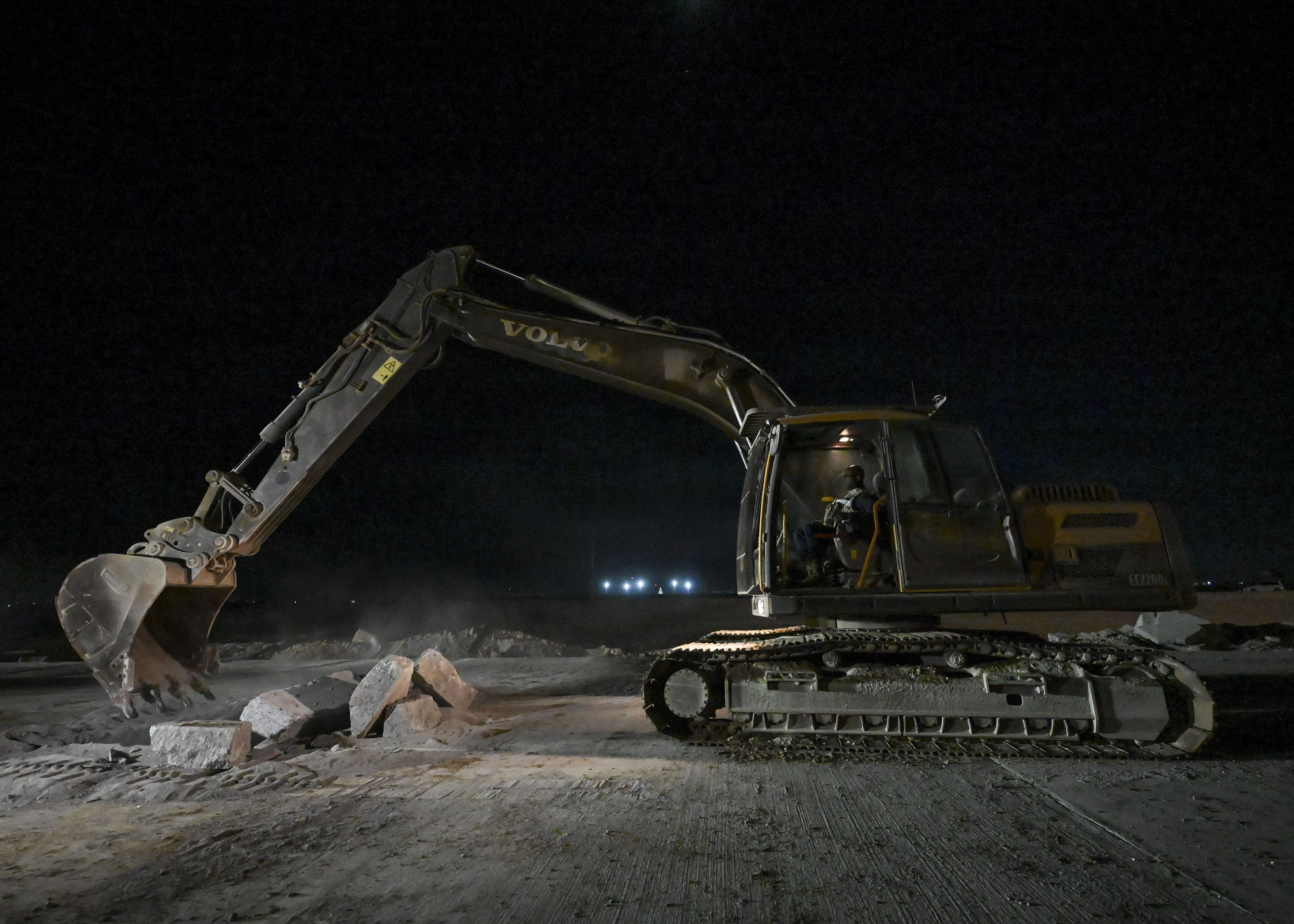 Volvo EC220DL