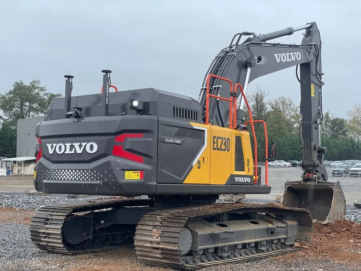 Volvo EC230
