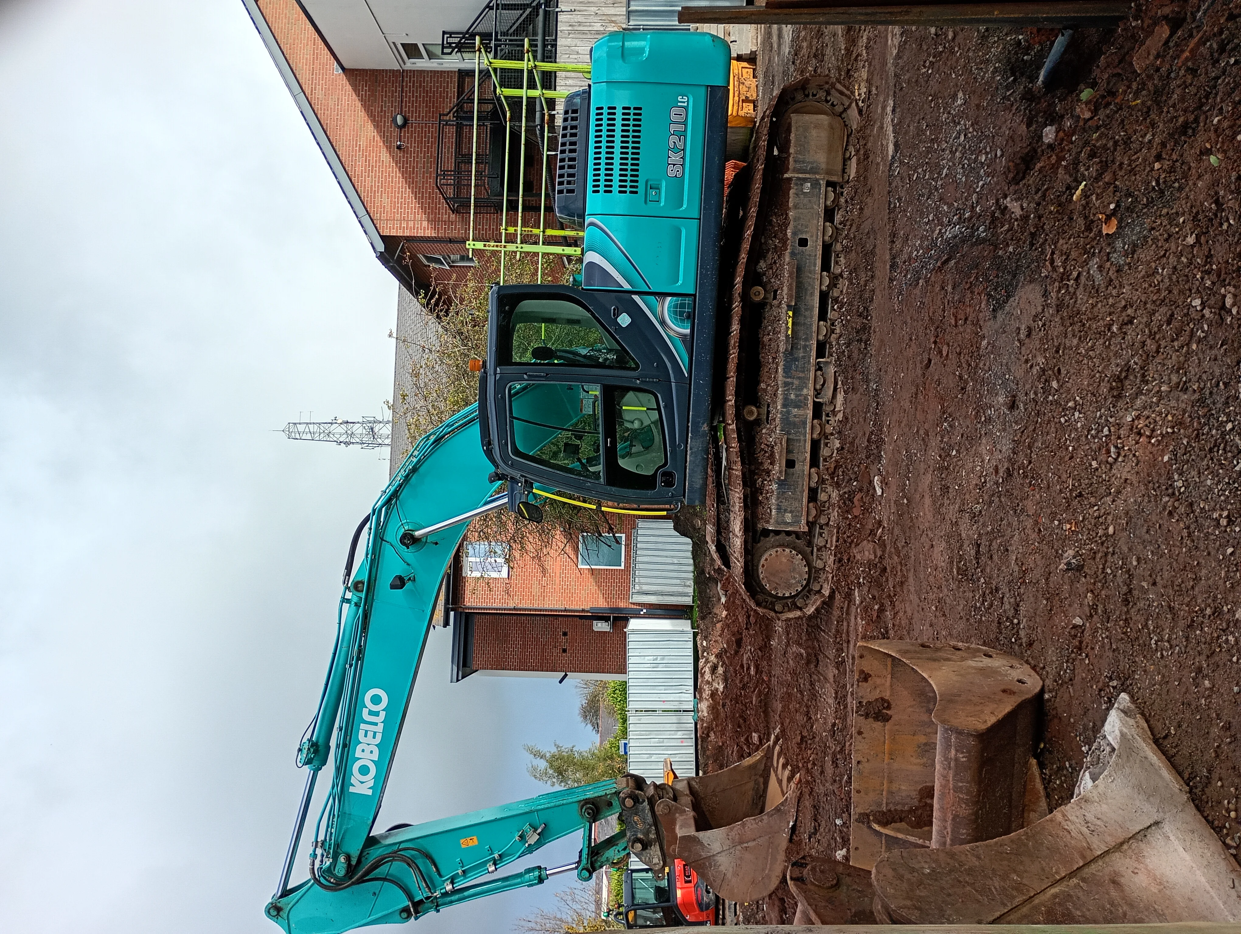 Kobelco 13SR angle 2
