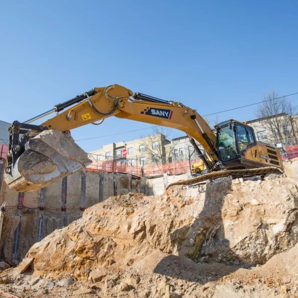 Sany SY335C angle 4