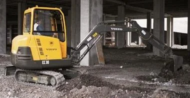 Volvo EC30 angle 2